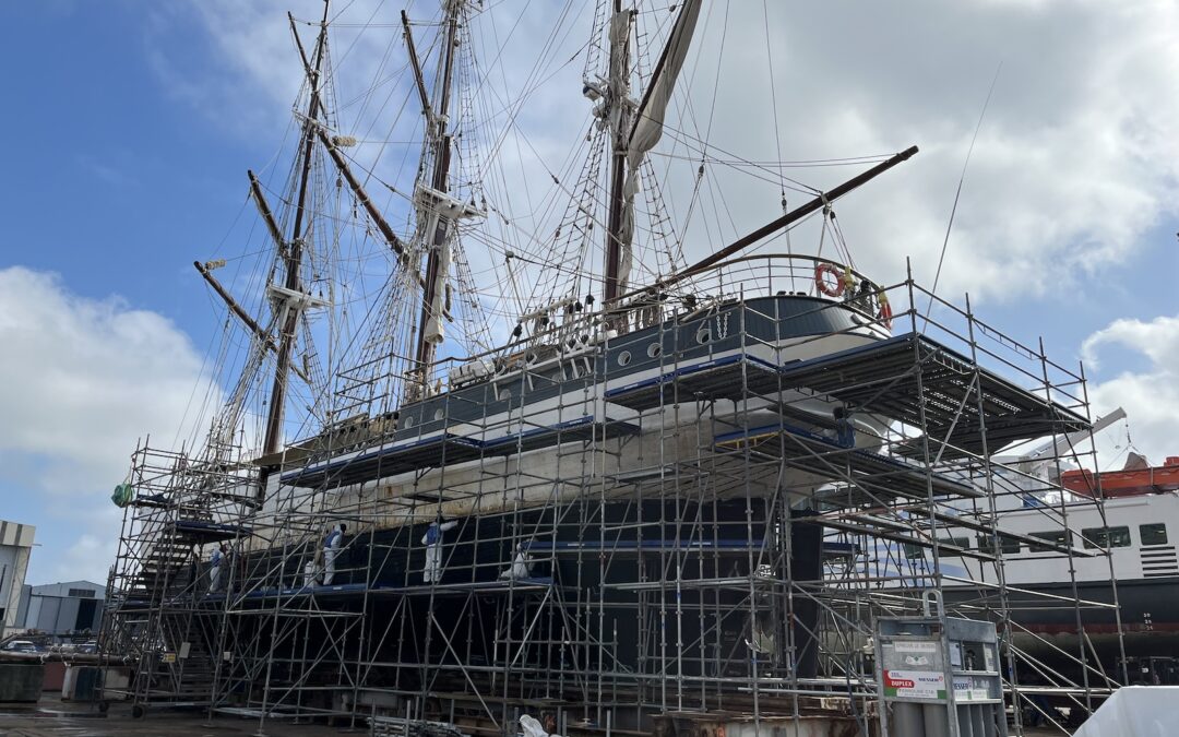 Entrepose Échafaudages : un savoir-faire industriel au service des chantiers navals du port de Concarneau